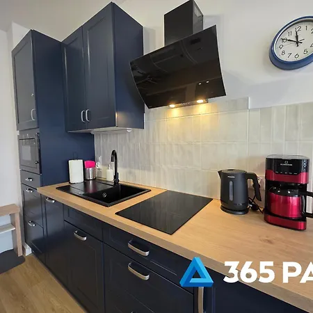 Blekitne Parking I Klimatyzacja - 365pam Apartment *